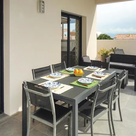 Four-bedroom Holiday In * Sérignan